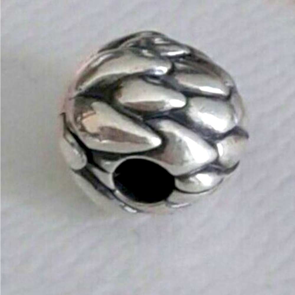 Pandora Lotus Clip Retired Authentic Extremely Rare
